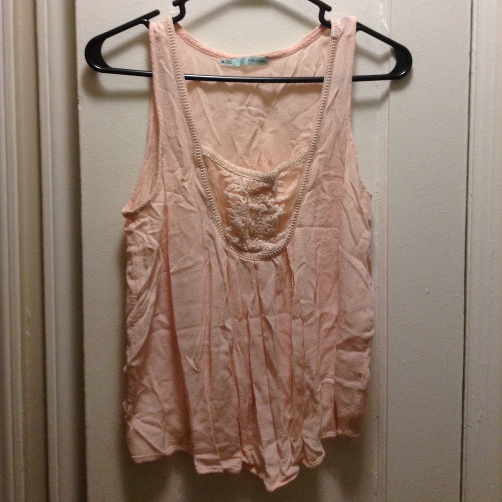 Light pink tank top