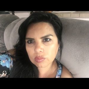 Meet your Posher, Carmen