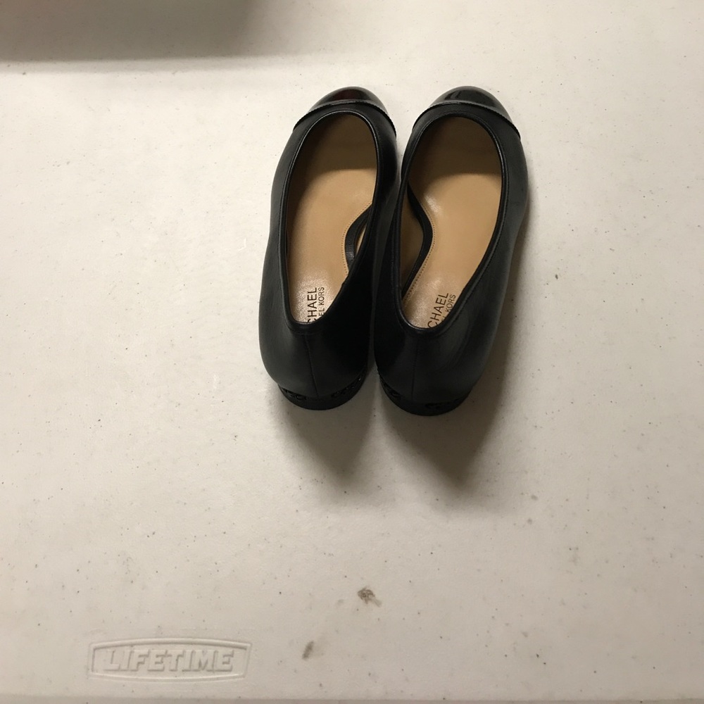 Shoes - Picture 2 of 5