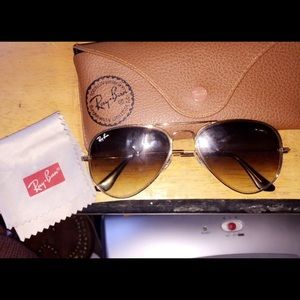 AVIATOR RAY BANS