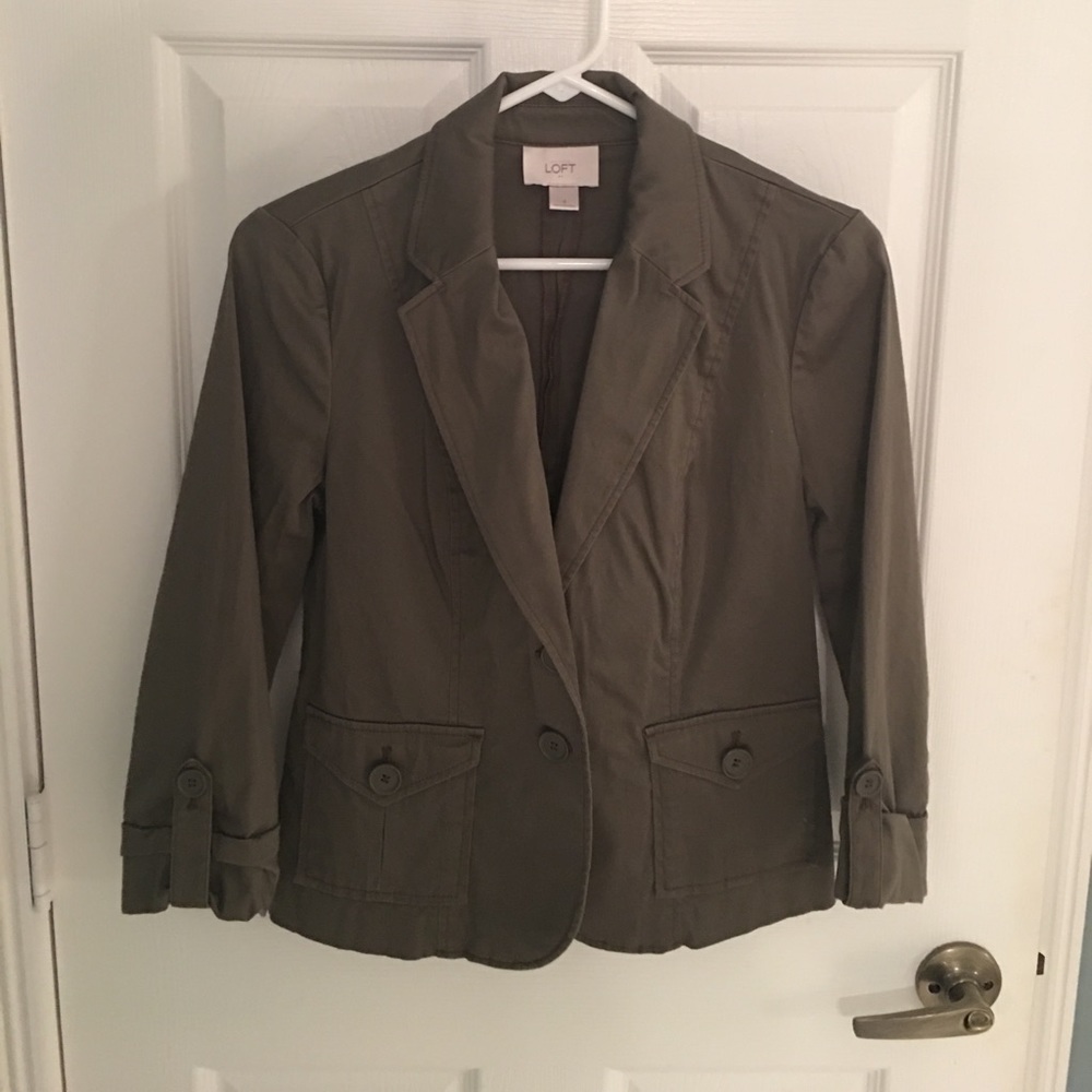 Taupe 3/4 sleeve Loft blazer