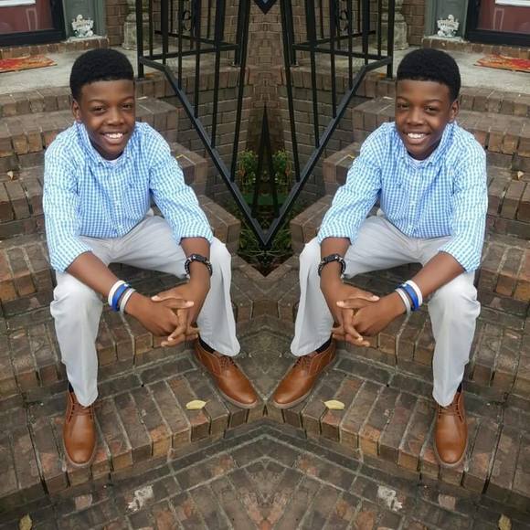 Meet your Posher, Deandre - Picture 1 of 1