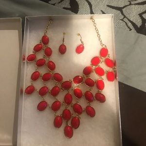 Red set of Necklace and earrings!!!