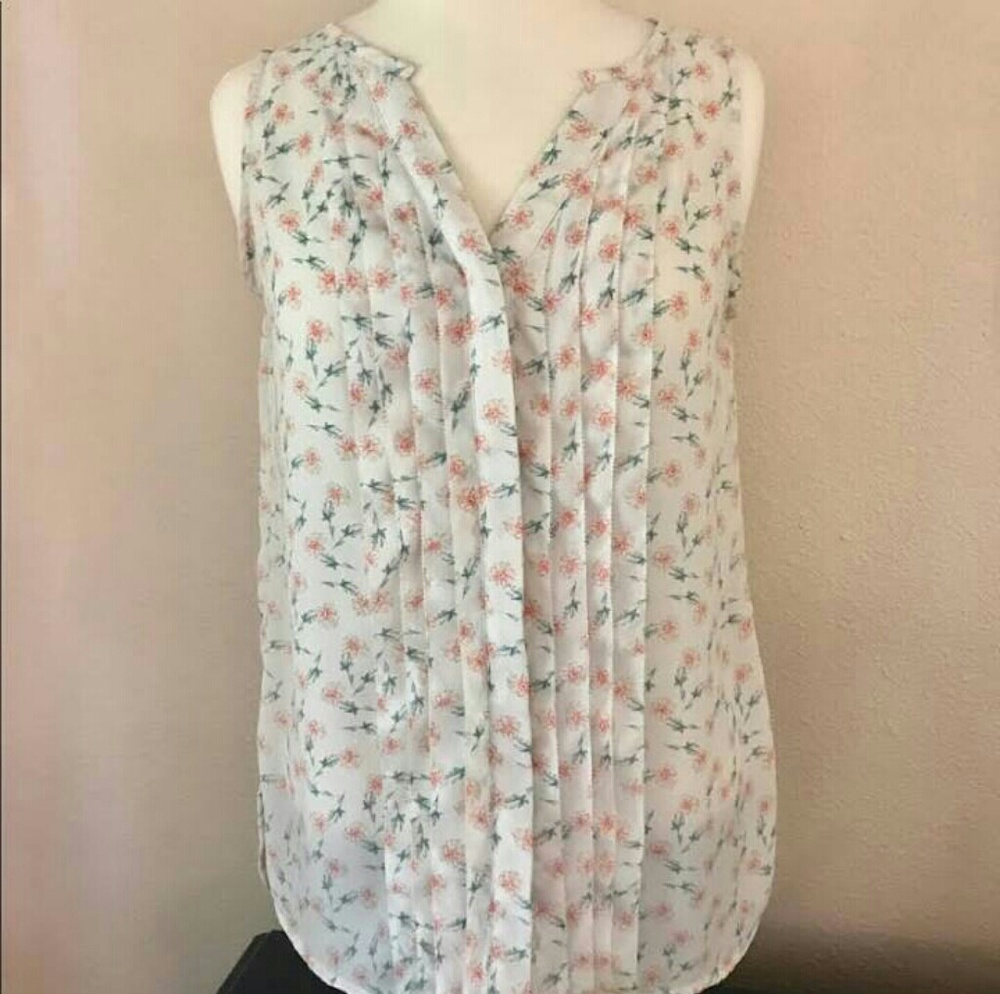 🎂🎂Lc sleeveless sheer shirt
