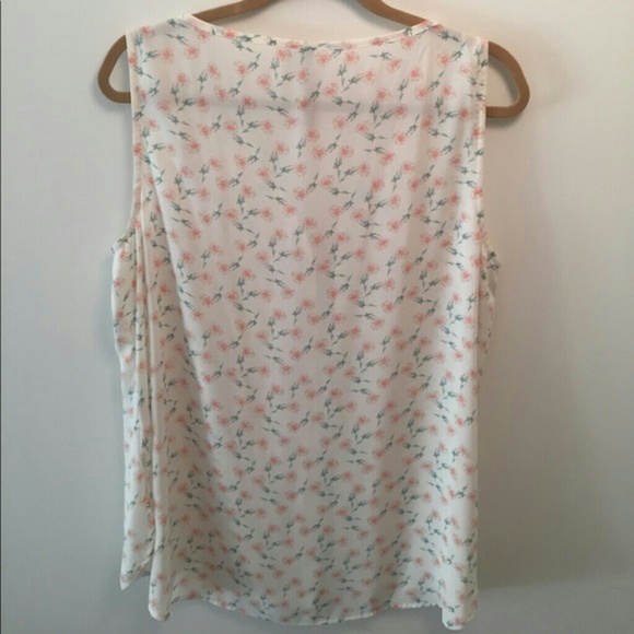 🎂🎂Lc sleeveless sheer shirt - Picture 2 of 5