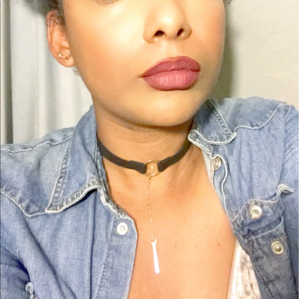 Lariat O-ring Faux Suede Choker