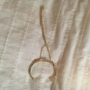 Kendra Scott Jewelry - Kendra Scott bracelet with hand chain Kendra Scott Jewelry - Kendra Scott bracelet with hand chain