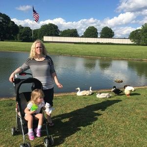 Meet your Posher, Christy