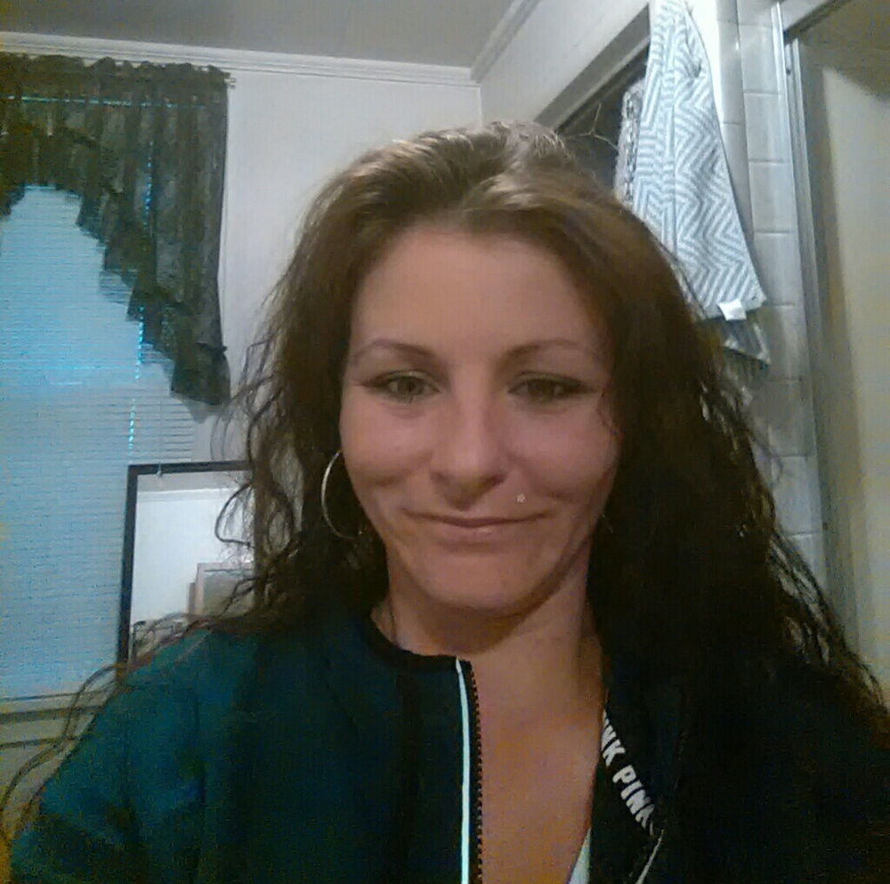 Meet your Posher, Alisha