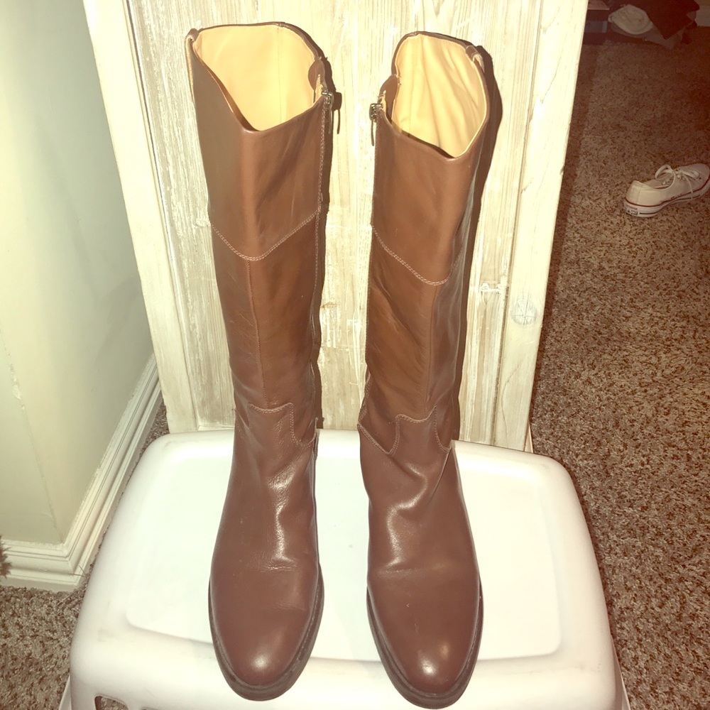 Riding boots
