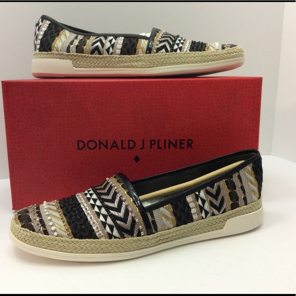 NWT Donald J Pliner Espadrilles