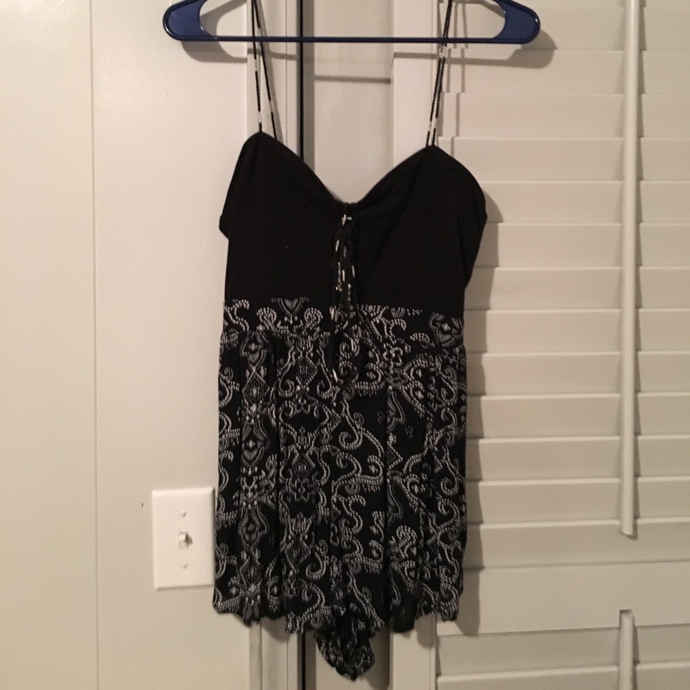Ecote navy Romper with pattern size small