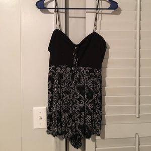 Ecote navy Romper with pattern size small