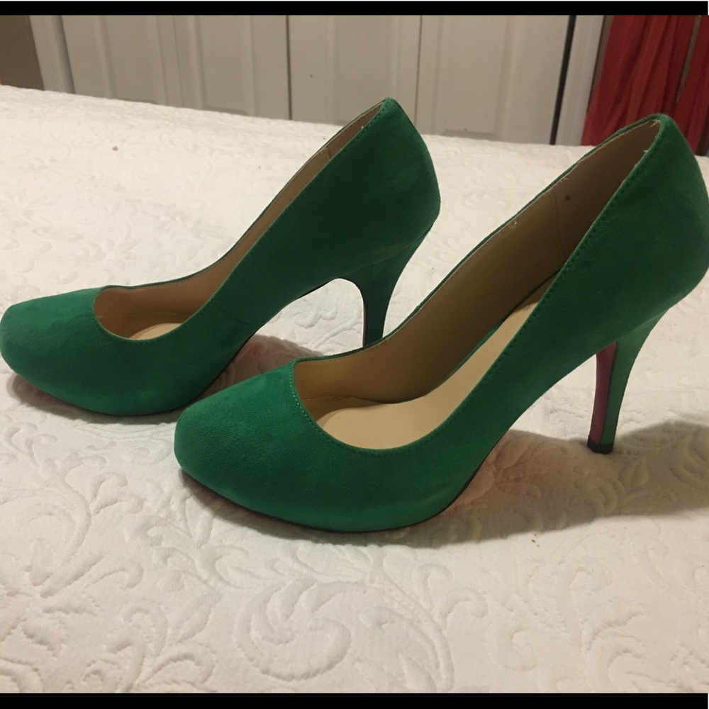 Beautiful Green Heels
