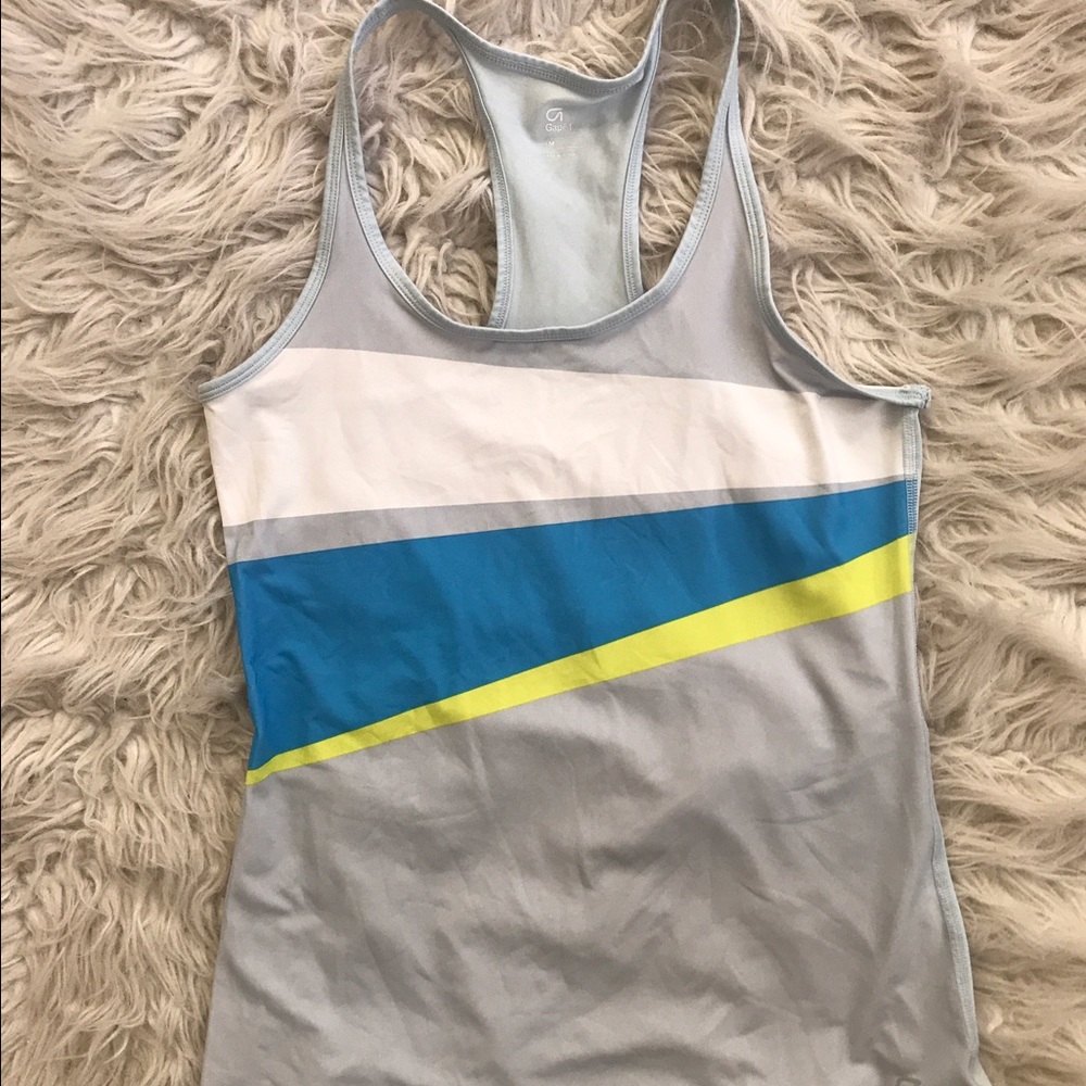 Gap fit tank
