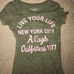 American Eagle fitted tee!