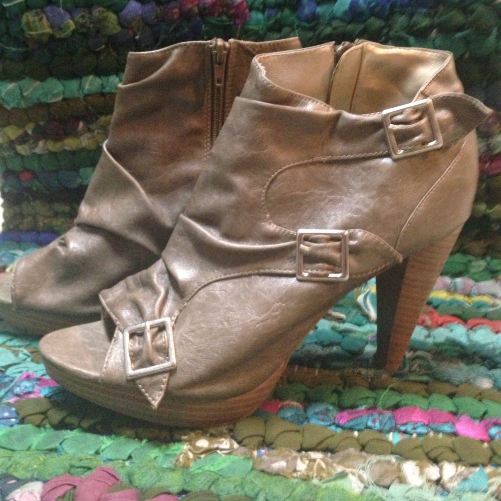 ⬇️Ankle Boots