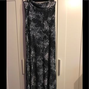 Long beautiful printed skirt!!!!