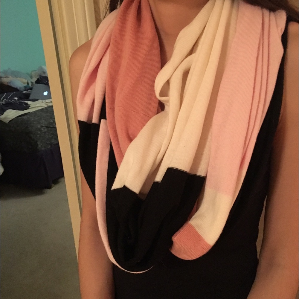 Authentic KATE SPADE Scarf