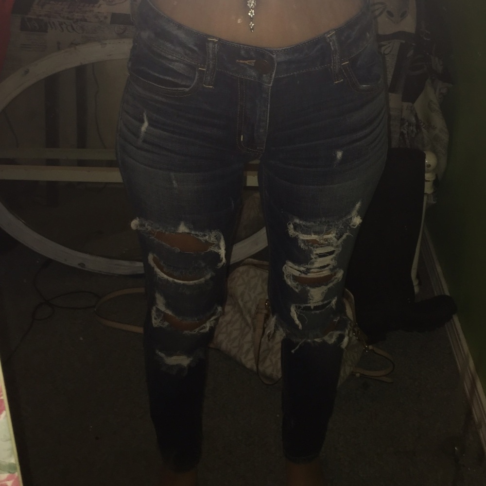 American Eagle Distressed Jeans