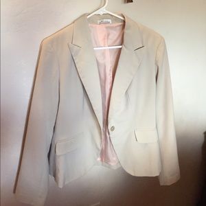 Van Heusen cream colored blazer