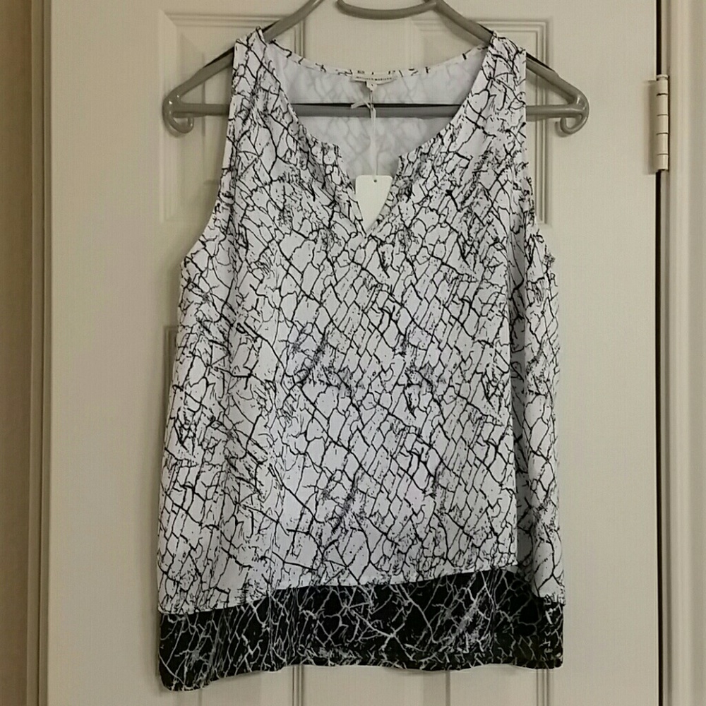 Mercer & Madison black & white sleeveless blouse