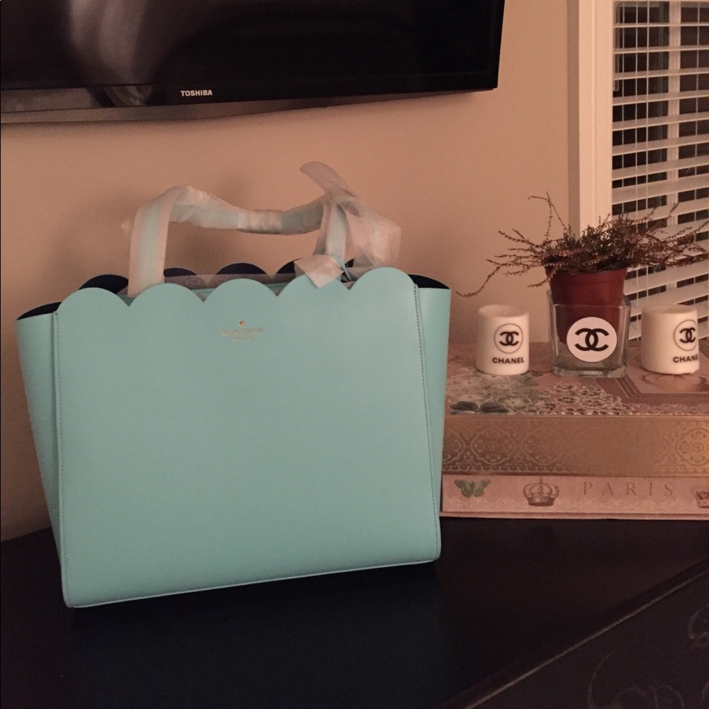 🦋🐬 Kate Spade purse🐬🦋  like new! One time used