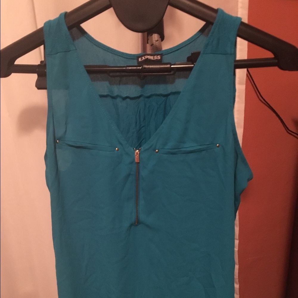 Express sleeveless top