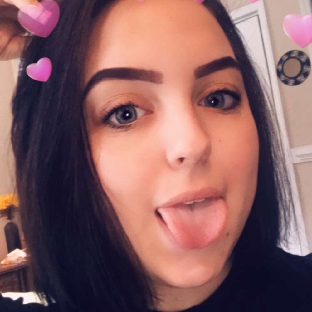 Meet your Posher, Jade