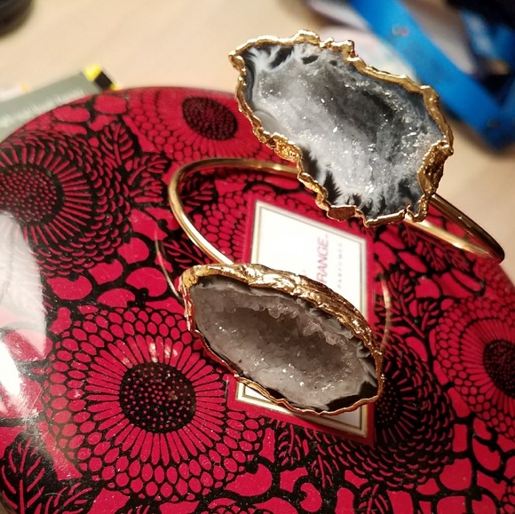Geode Cuff - Picture 4 of 5
