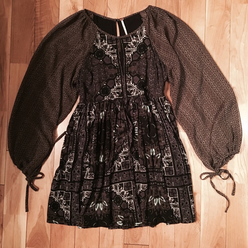 🇱🇷July 4th SALE!!!🇱🇷Free People Short dress