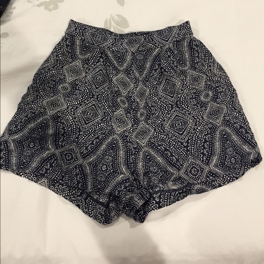 H&M navy blue shorts