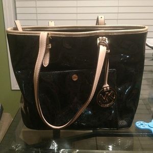 Michael Kors leather Purse