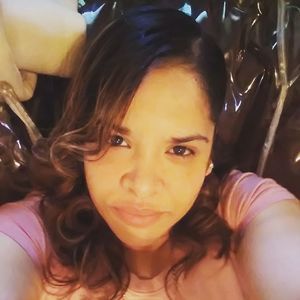 Meet your Posher, Yvette