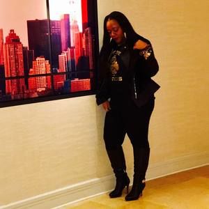 Meet your Posher, Shelia