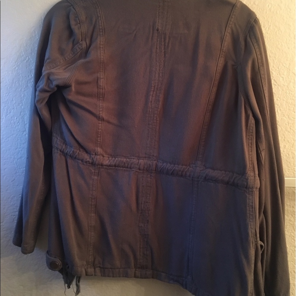 Green jacket - Picture 2 of 2
