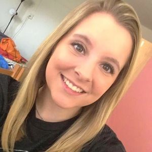 Meet your Posher, Alyson