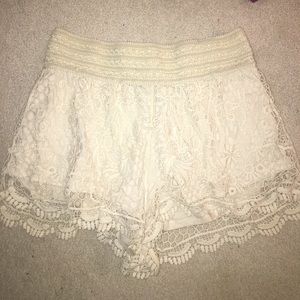 Topshop--Lacey white shorts