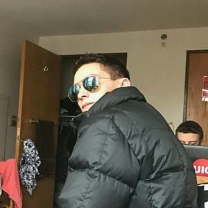 Meet your Posher, Ryan