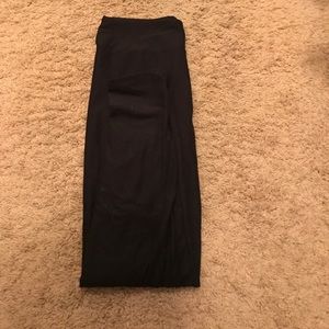Lularoe one size black hard to find leggings!!!