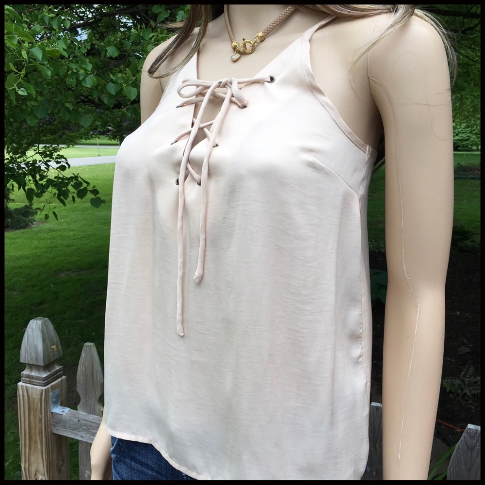 Lace-up Tank - Picture 4 of 8