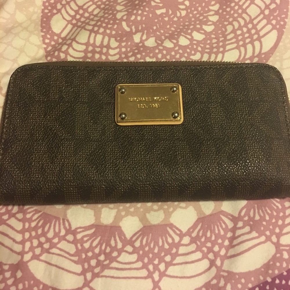 Michael Kors wallet