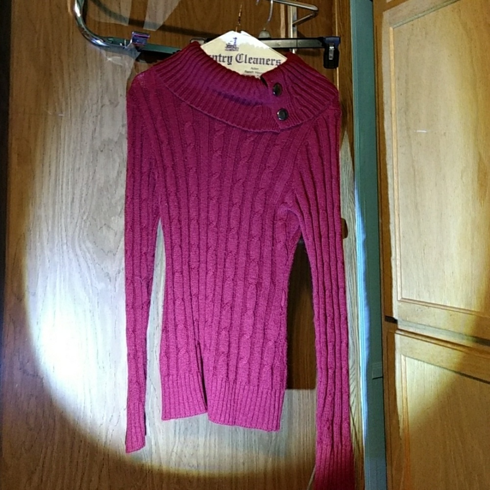 Burgandy Buttoned Sweater Susie Rose Medium
