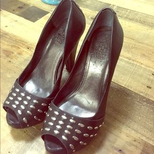 Vince Camuto black heels