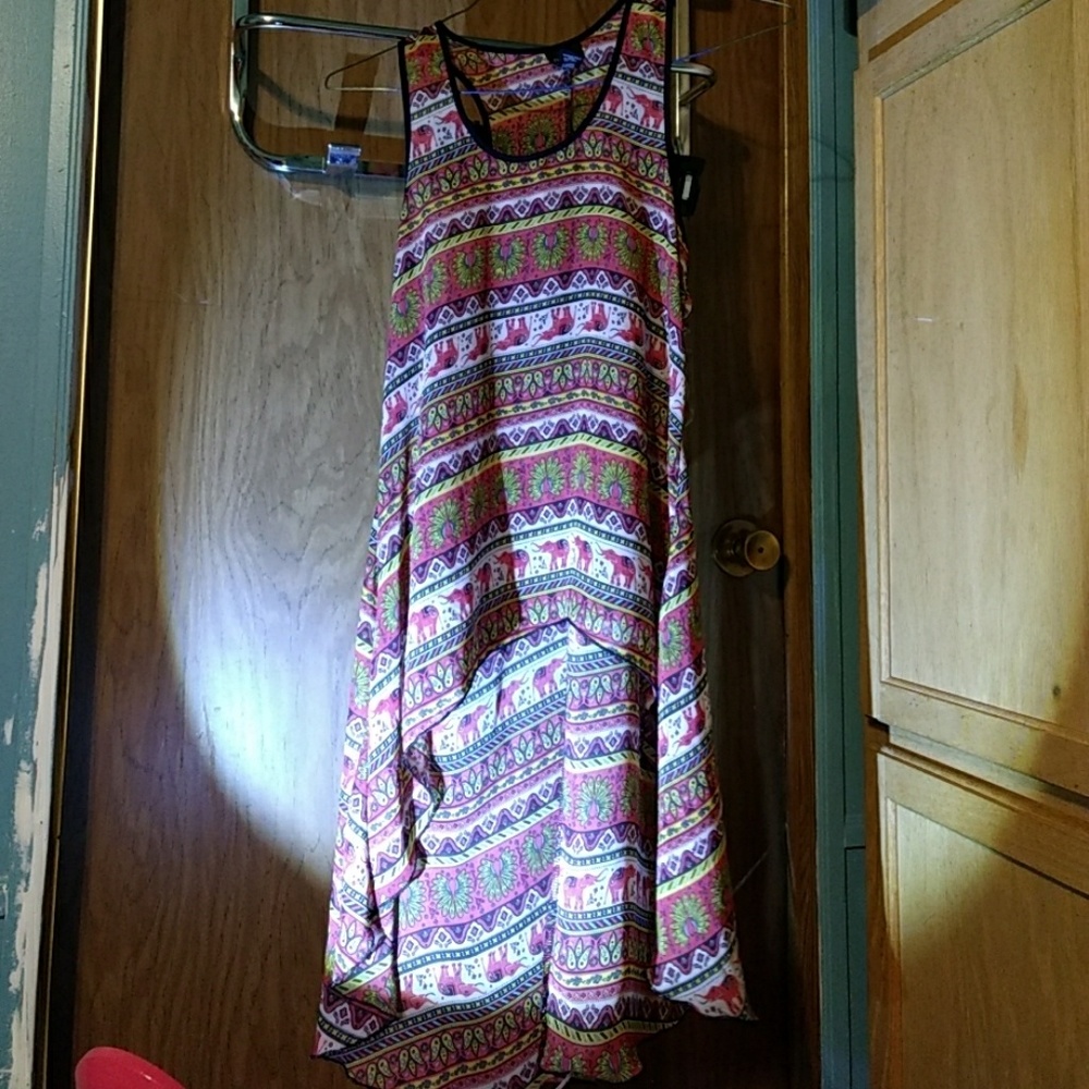 Rue 21 Sheer High Low Shirt Medium