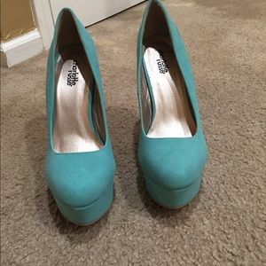 Charlotte Russe pumps