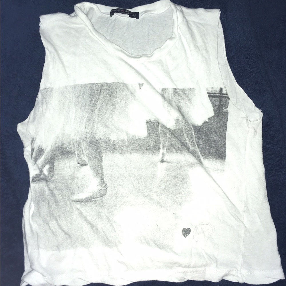 Brandy Melville sleeveless shirt