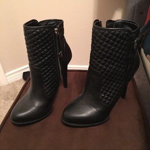 Zara Trafaluc Quilted Black High Ankle Boots