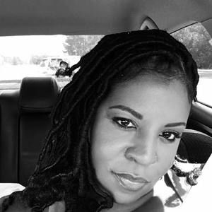 Meet your Posher, Lynnette