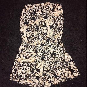 Strapless romper